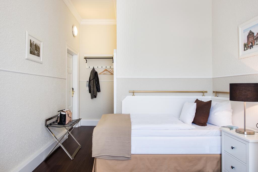 Hotel Щралзунд Екстериор снимка
