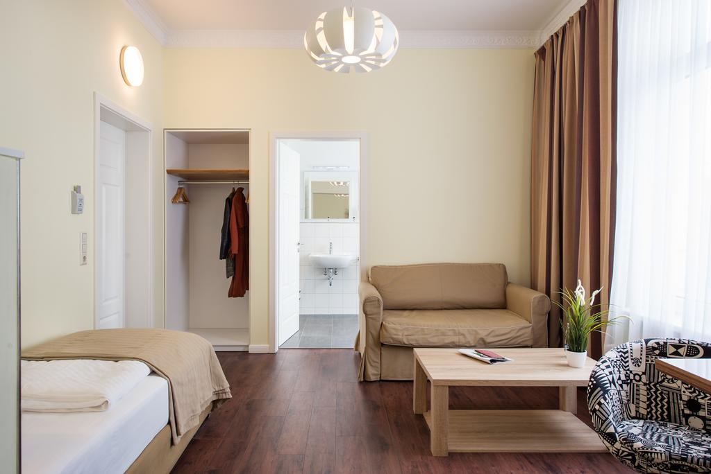 Hotel Щралзунд Екстериор снимка