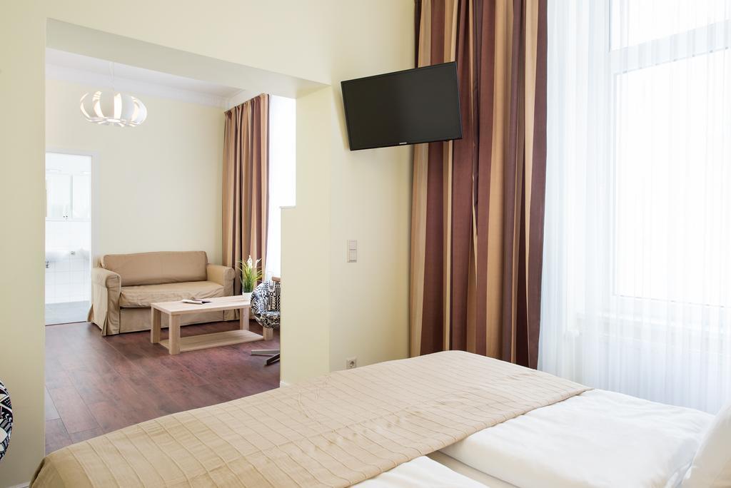 Hotel Щралзунд Екстериор снимка