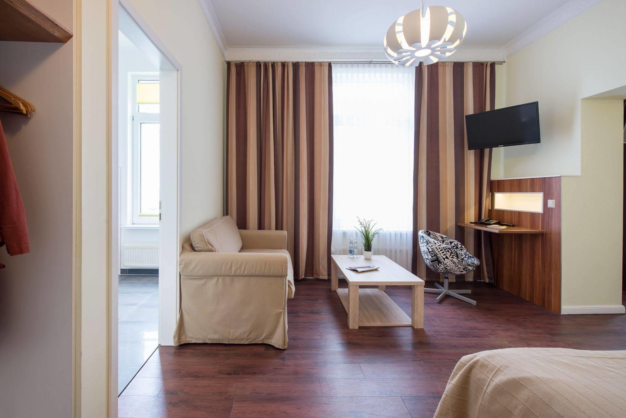 Hotel Щралзунд Екстериор снимка